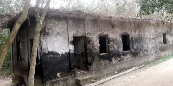 বিলুপ্তির পথে কৃষি কর্মকর্তাদের কোয়ার্টার
